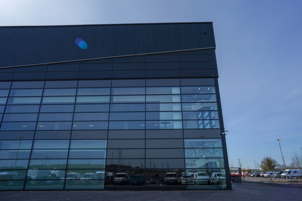  (사진) 영국 북동부의 코로나환자 치료를 위해 2020년 4월 개원한 NHS나이팅게일 병원. 환기 전도사였던 나이팅게일의 이름을 붙인 병원마저도 창문 없이 중앙 시스템에 의한 환기 방식을 채택했다. (게티이미지 코리아)