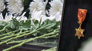 아빠 같은 선배, 효자, 행복 바이러스&hellip;빈소 '눈물바다'