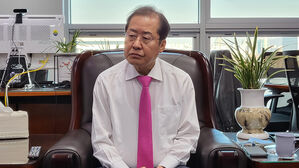 [그사람] 미워할 수 없는 악동, 홍준표