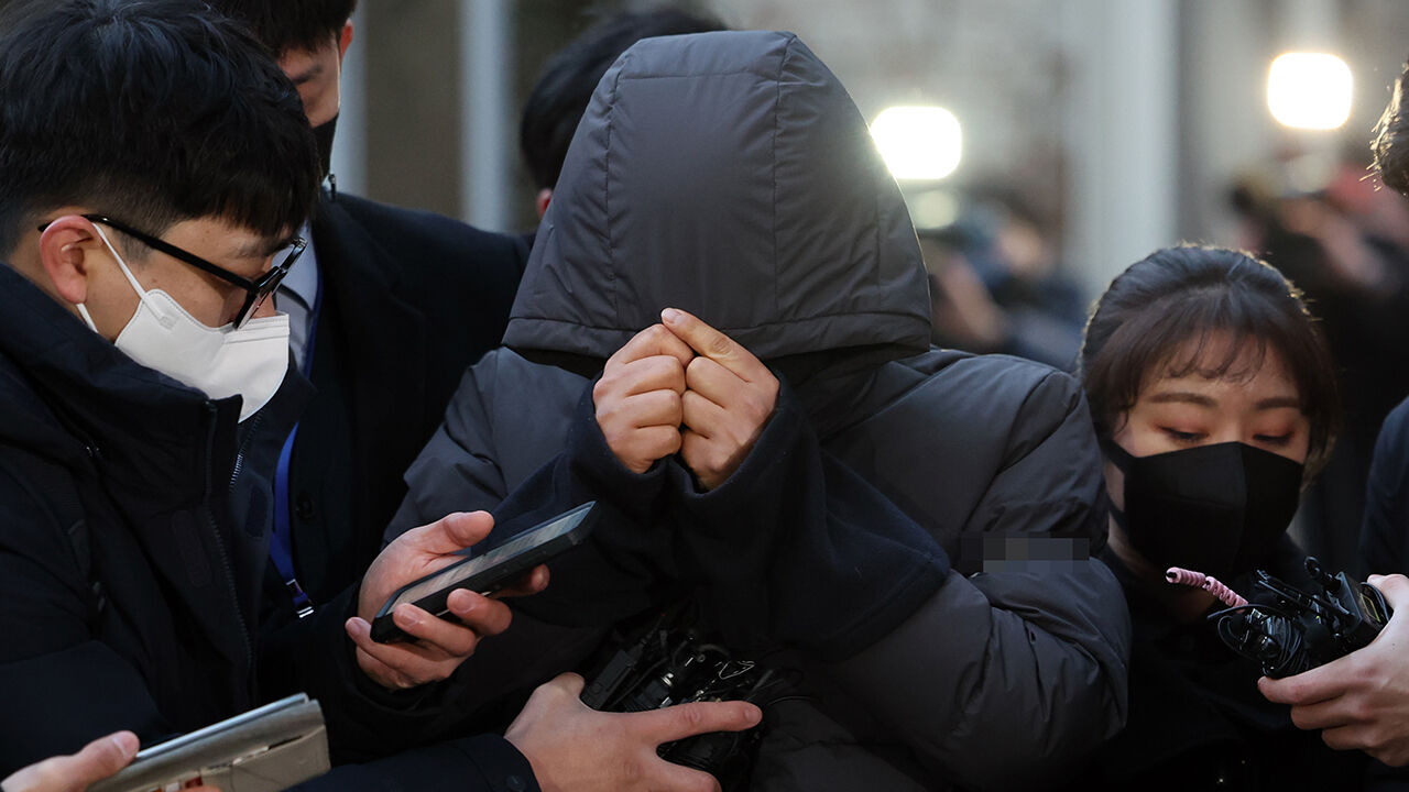 '115억 횡령' 공무원, 주식 차명거래…범행 감추려 공문서 조작