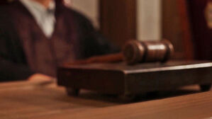 '라임 접대 의혹' 전·현직 검사 1심 무죄