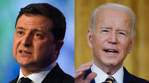 바이든, 우크라 대통령과 통화&hellip;"구체적 국방지원 논의"