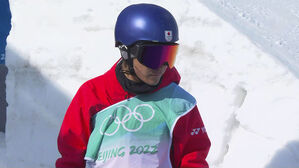 [영상] 맥스 패럿의 마지막 시기&hellip;4바퀴 반 회전 뒤 착지 (스노보드 남자 빅에어 결승 3차 시기)