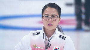 [영상] 스위스, 압박감 속 실수&hellip;팀 킴, 1점 스틸! 동점 추격 (7엔드) (컬링 여자 예선-대한민국 vs 스위스)