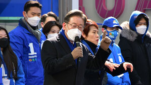 이재명 "스마트 방역과 경제 부스터샷 제안…방역체계 바꿔야"