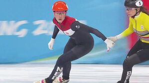 [영상] 기회 엿보다 단번에 선두로&hellip;스휠팅 준결승 진출 (쇼트트랙 여자 1500m 준준결승)
