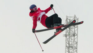 [영상] 중국의 '스키 스타' 에일린 구, 깔끔한 연기로 고득점 (프리스타일 스키 여자 하프파이프 예선 1차 시기)