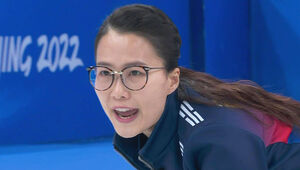 [영상] '스톤을 뚫어라' 김은정의 쫄깃한 선방…1점 추가! (7엔드) (컬링 여자 예선-대한민국 vs 스웨덴)