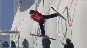 [영상] '챔피언 확정' 에일린 구…中 '스키 스타'의 세리머니 런! (프리스타일 스키 여자 하프파이프 결승 3차 시기)