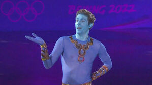 [영상] 램프의 요정 지니 등장!…'알라딘' ost 맞춰 경쾌한 연기 (피겨스케이팅 갈라쇼)