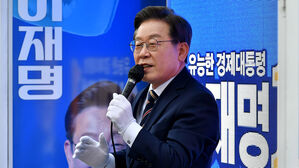 이재명, 여의도 직장인들에 "주 4.5일제를 향해 가보자"