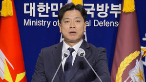 [취재파일] 국방부 대변인은 군심을 전하고 떠났다