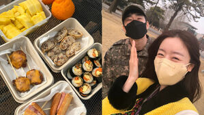 [SBS Star] Han Seon Hwa Visits VICTON SEUNGWOO in the Military with Impressive Box Lunch