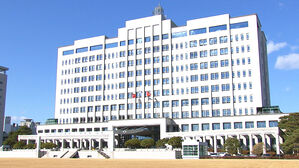 군 "북한 주민 1명, 한강하구 중립수역 넘어 귀순"