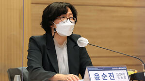 윤순진 탄소중립위원회 민간위원장