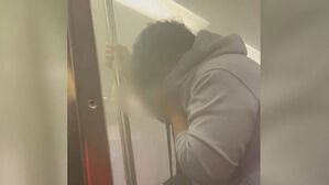 뉴욕 지하철서 연막탄 터뜨리고 총 난사&hellip;용의자 추적