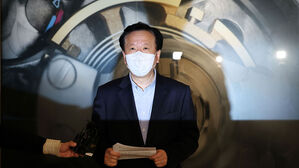 정호영 "아들 수일 내로 재검 받겠다&hellip;요추 6번 의혹은 명예훼손"