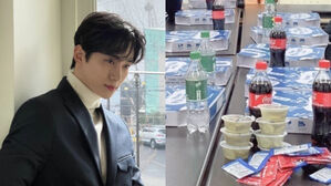 [SBS Star] 2PM JUNHO Buys Pizza to the Workers at the Facility Where He Served His Duty