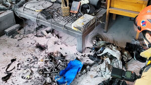 서울 송파구 아파트서 전기자전거 배터리 폭발&hellip;60대 남성 화상