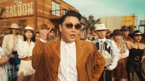 정규 9집으로 돌아온 싸이&hellip;"'댓댓' 슈가가 먼저 연락"