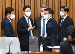 민주당 "윤석열 내각 후보자들 부실 자료&hellip;검증하라는 것인가"