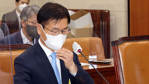 이정식 청문회&hellip;민주당 "노동부 해임 요청 대상이 장관 아이러니"