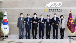 [취재파일] 방사청 &middot; ADD 수장 인선 '오리무중'&hellip;획득 &middot; 국방과학 개혁 적임자는?