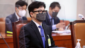 한동훈 "'검수완박' 우려 커"&hellip;민주당 "싸우겠다는 거죠"