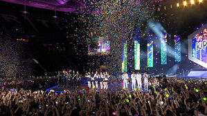 가수도 팬도 기다려 온 콘서트&hellip;유럽서 3년 만에 터졌다