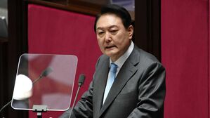 윤 대통령 "북한이 호응하면 코로나 지원 아끼지 않을 것"