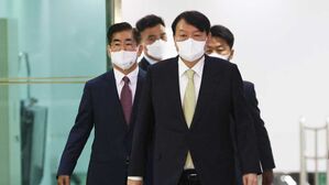 [취재파일] 대대적 대장 인사&hellip;지는 별들에게 경의를