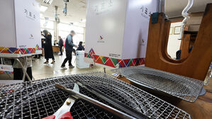 고깃집 · 씨름장 · 웨딩홀까지…전국 곳곳 '이색 투표소'