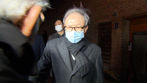 [D리포트] 형 집행정지 신청한 이명박 전 대통령 풀려날까&hellip;윤 대통령은 '신중'