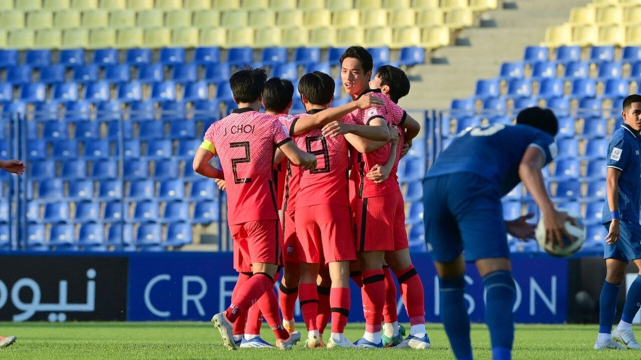 황선홍호, U-23 아시안컵 축구 8강 진출…태국에 1대 0 승리