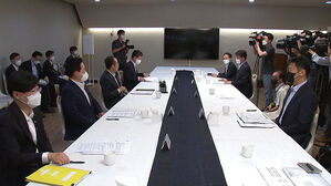 새 정부, 첫 부동산 안정화 대책&hellip;"채찍 보다 당근"