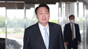 윤 대통령, 김승희 거취 묻자 "우리는 문 정부와 달라&hellip;가부간 신속결론"