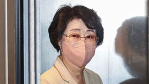 검찰, '정치자금법 위반 혐의' 김승희 전 후보자 약식기소