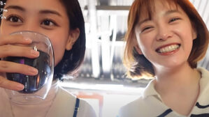 [SBS Star] VIDEO: SEJEONG Hilariously Reacts to a Shop Owner Who Says She Looks like SEJEONG