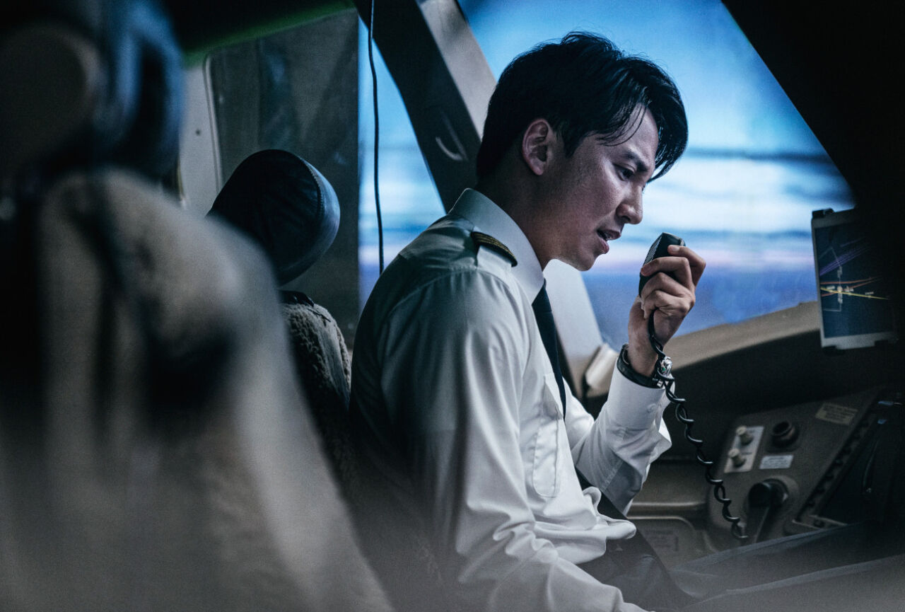 BTS JIN & V to Attend the VIP Premiere of Kim Nam Gil's 'Emergency Declaration'