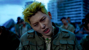 지코, 타이틀곡 '괴짜' 공개&hellip;블록버스터급 뮤직비디오