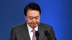 윤 대통령, 모두발언서 국정성과 부각…"저부터 분골쇄신"