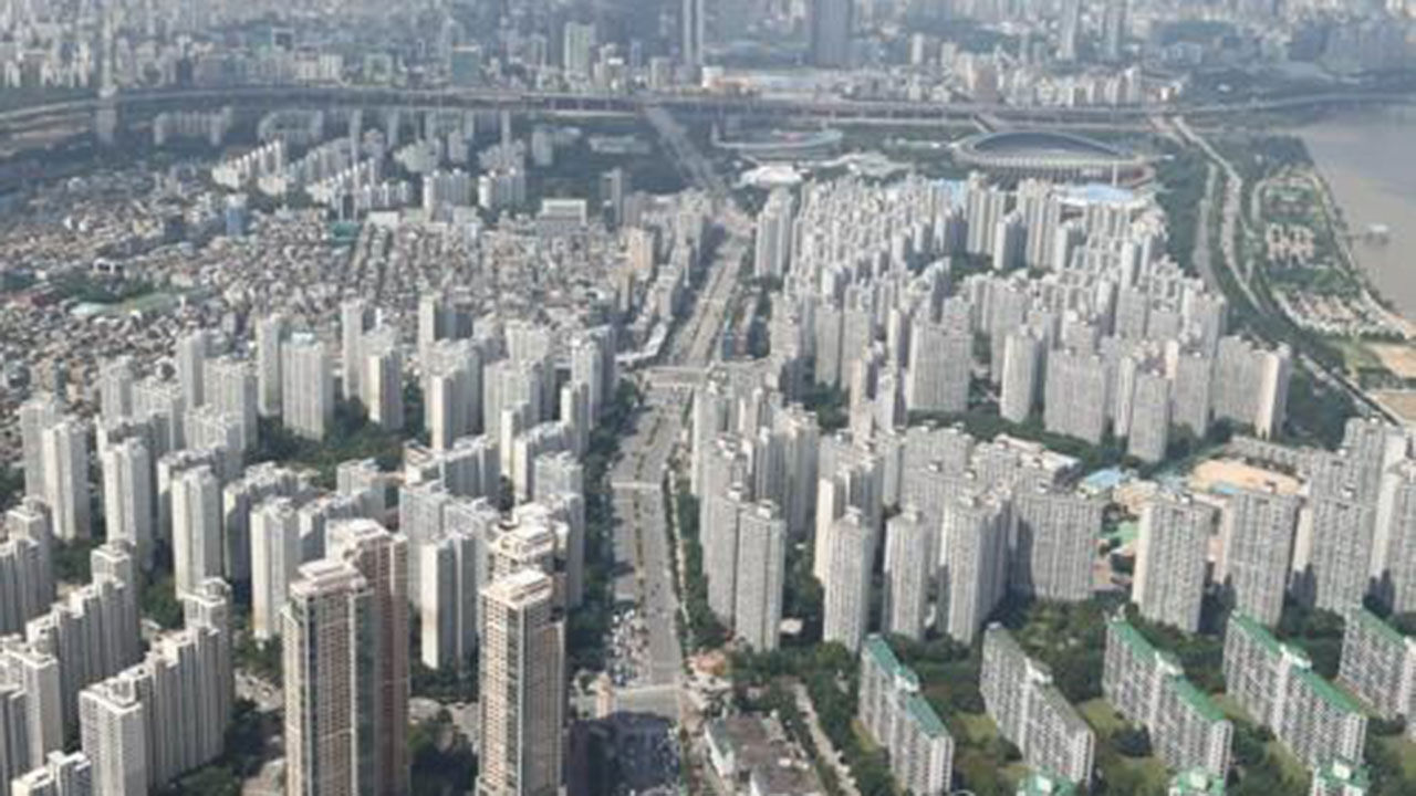 Apartment prices in Seoul fell in all 25 districts in 3 years and 6