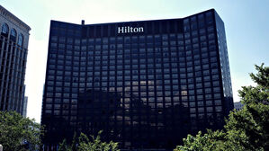 [씨네멘터리] 사라질 운명의 힐튼호텔과 영화 '콜럼버스'