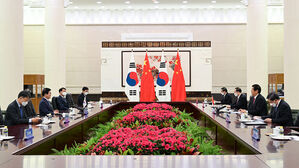 리잔수 중국 전인대 상무위원장과 회담하는 박병석 국회의장 (사진=국회 제공, 연합뉴스)