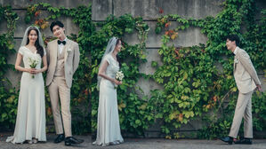 [SBS Star] Yoona & Lee Jong Suk's Real Couple-like Cute Wedding Photos Unveil
