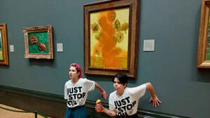 유적에 페인트칠 '악명' 영국 환경단체 시위 중단키로