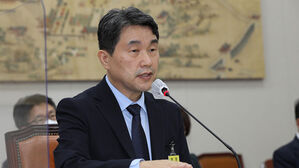 이주호 "자사고, 서열화 부작용 있어&hellip;송구"