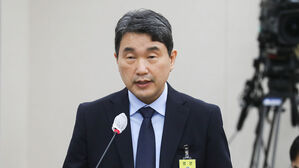 윤 대통령, 이주호 인사청문보고서 4일까지 재송부 요청