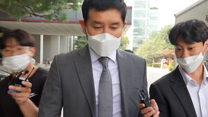 '김봉현 밀항 막아라'…항·포구마다 경비함정 증강 배치