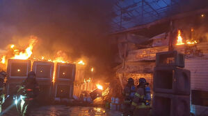 김포 철제 프레임 공장서 불&hellip;건물 1동 전소